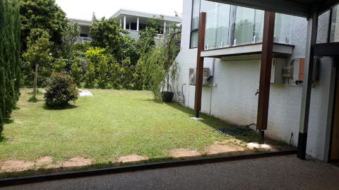 Maple Villa - The Beach House By The Bay - Northern Rivers Accommodation 3