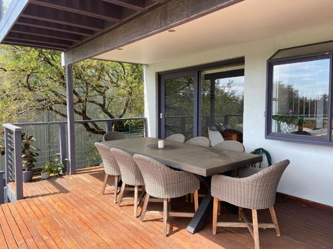 McCrae Treehouse - Northern Rivers Accommodation 2