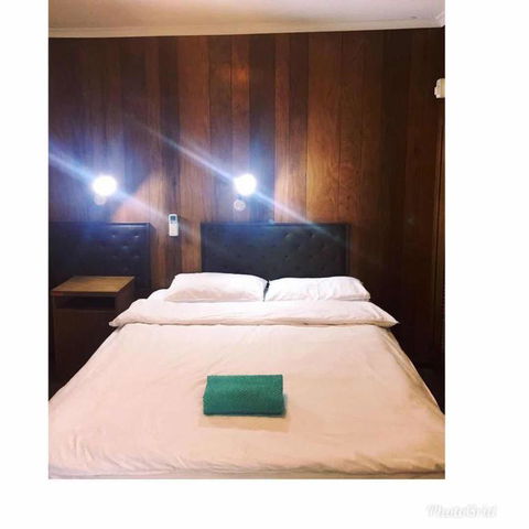 Meekatharra Hotel - Northern Rivers Accommodation 1