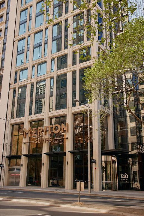 Meriton Suites Melbourne - Northern Rivers Accommodation 1