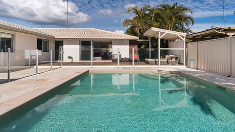 Mermaid Beach Retreat - Northern Rivers Accommodation 0