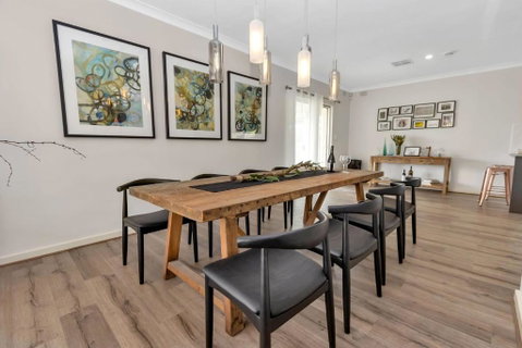 Mid Century 4 Bedroom Getaway In Barossa Vineyard - Northern Rivers Accommodation 2