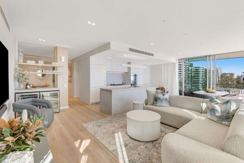 Miles At Kirra Beach Unit 701 - Northern Rivers Accommodation 3