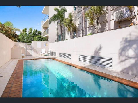 Mermaid Beach Luxury Penthouse - Northern Rivers Accommodation 1