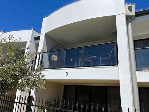 Moana Seaside Retreat - 2 Bedroom, Spa , Living Area & Pet Friendly - Northern Rivers Accommodation 3