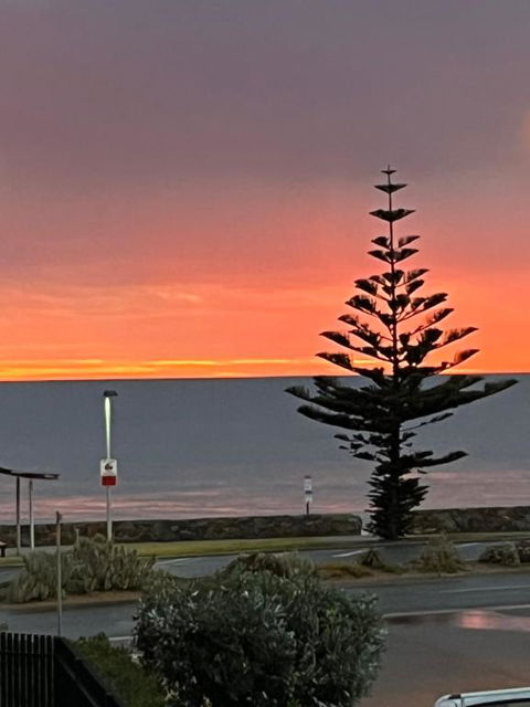 Moana Seaside Retreat - 2 Bedroom, Spa , Living Area & Pet Friendly - Northern Rivers Accommodation 1