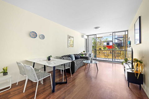 Modern Apt - Free Parking - Convenient Location - Northern Rivers Accommodation 2