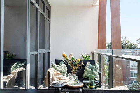 Modern Elegance Caulfield North - Northern Rivers Accommodation 3