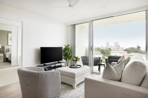 Modern Glamour I90 - Northern Rivers Accommodation 1