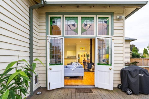 Montreux On High Country Feel Just 5 Minutes From Geelong CBD - Northern Rivers Accommodation 3