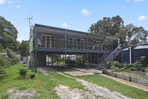 Moreton Island Retreat - Northern Rivers Accommodation 0