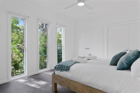 Murrays Lakeshore Getaway - Northern Rivers Accommodation 1