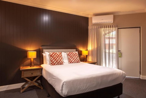Nightcap At Archer Hotel - Northern Rivers Accommodation 0