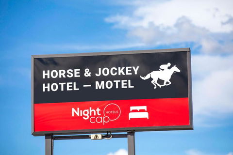 Nightcap At Horse & Jockey Hotel Warwick - Northern Rivers Accommodation 2