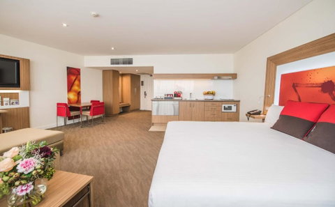Novotel Sydney West HQ - Northern Rivers Accommodation 2
