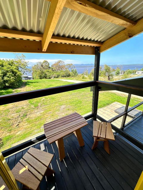 Ocean Breeze Tiny House - Ocean And Lake View - Northern Rivers Accommodation 2