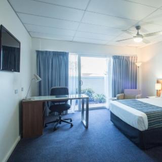 Ocean Centre Hotel - Northern Rivers Accommodation 1
