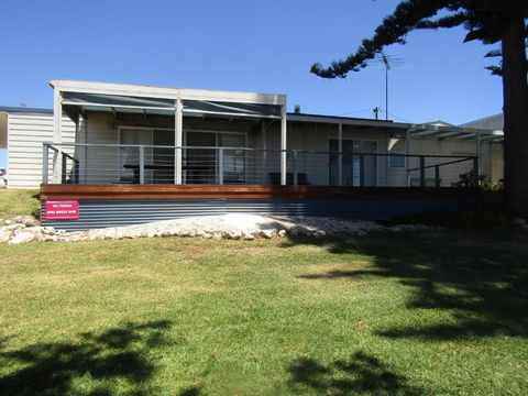 Ocean Devotion - Point Turton - Northern Rivers Accommodation 0