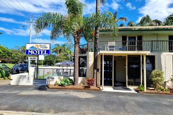 Ocean Parade Motel with Northern Rivers Accommodation