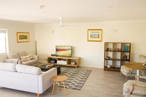 Oasis 1 On Eden - Northern Rivers Accommodation 2