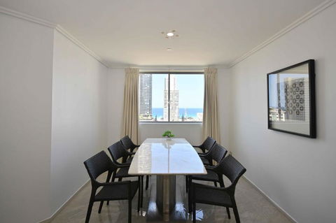Oceanview Located In The Heart Of Surfers - Self Contained, Privately Managed Apartments - Northern Rivers Accommodation 1