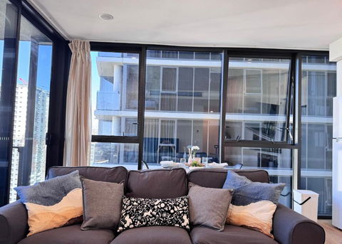 One Bedroom Apartment In South Brisbane - Northern Rivers Accommodation 3
