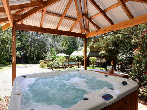 Orange Blossom Retreat - Northern Rivers Accommodation 2