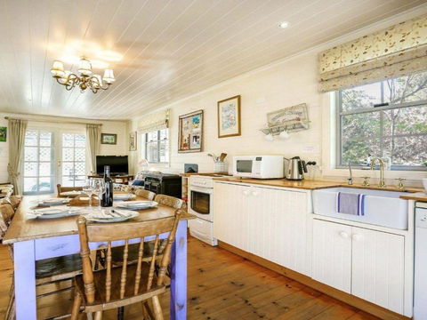 Orchard Cottage Alpine Southern Highlands - Northern Rivers Accommodation 3