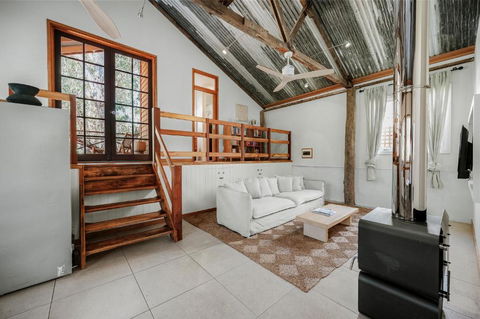 Orchard Cottage - Quiet Farm Escape - Northern Rivers Accommodation 2