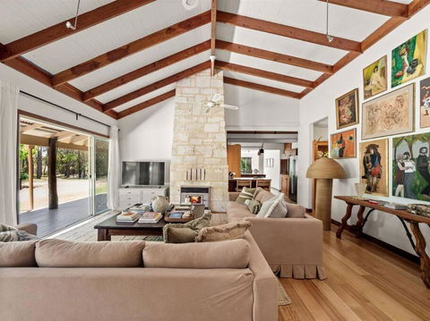 Orchard Homestead Countryside Retreat - Northern Rivers Accommodation 0