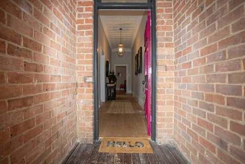 Oxbridge- Period Home In Central Goulburn - Northern Rivers Accommodation 2