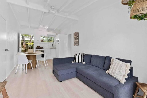 PA2 Stunning Sunshine Beach Apt Pets Welcome - Northern Rivers Accommodation 0
