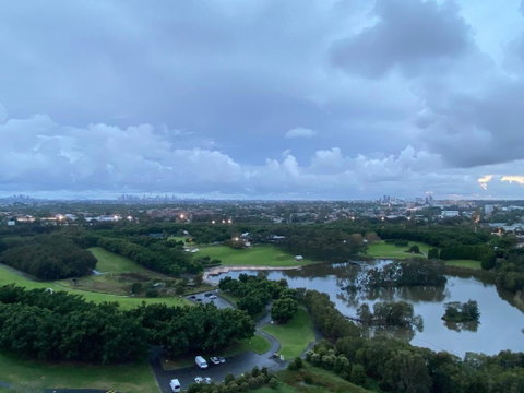 Parkside & City View In Sydney Olympic Park - Northern Rivers Accommodation 3