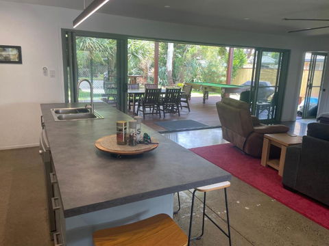Pandanus Paradise. Newly Renovated 4 Bedroom Home - Northern Rivers Accommodation 2