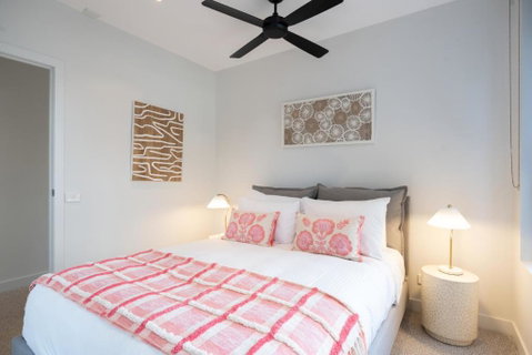 Panoramic View - Albert Park Lake & Shrine Views - Northern Rivers Accommodation 3
