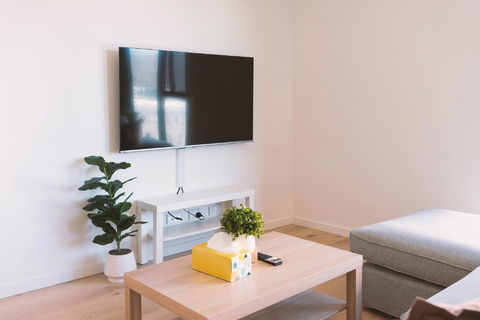 Patio Mt View 1BR Apt In CBD Near ANU And Museum With Free Parking And WiFi - Northern Rivers Accommodation 1