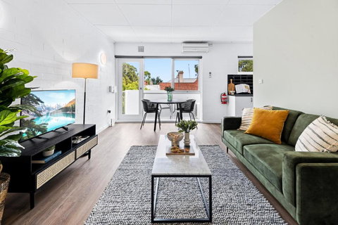 Peaceful 1-Bed Apartment Near The City Centre - Northern Rivers Accommodation 0