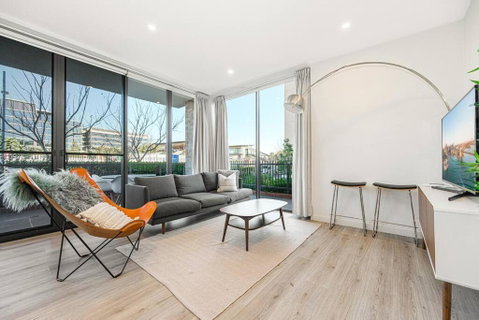 Penrith 3Br Apt Close ToTrain Station & Shopping - Northern Rivers Accommodation 0