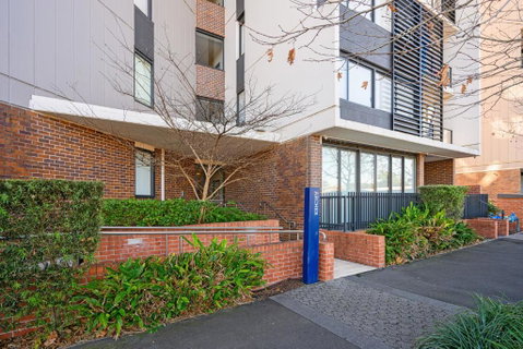 Penrith 3Br Apt Close ToTrain Station & Shopping - Northern Rivers Accommodation 2
