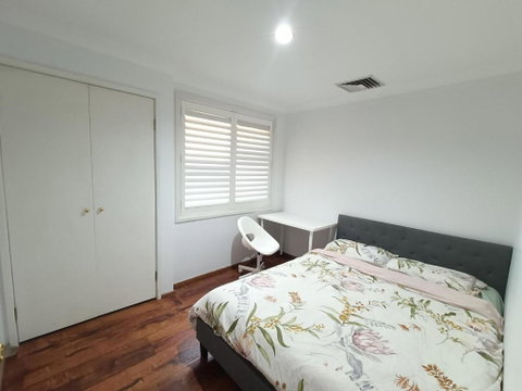 Peaceful Room In Modern And Spacious Baulkham Hills Home - BH2 - Northern Rivers Accommodation 1