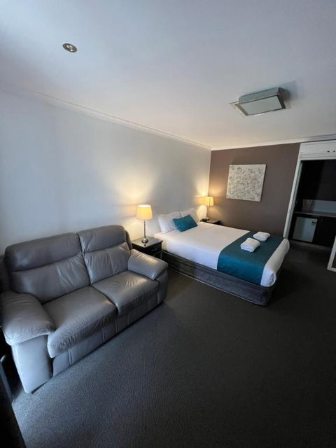 Pevensey Motor Lodge - Northern Rivers Accommodation 3
