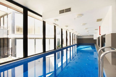 Portside Bliss Your Urban Escape In Melbourne - Northern Rivers Accommodation 0