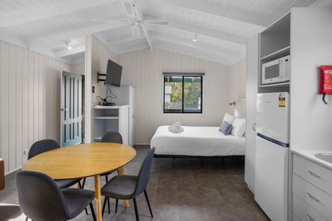 Pet Friendly On The Great Ocean Road - Northern Rivers Accommodation 1