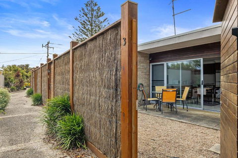 Petite Retreat - Northern Rivers Accommodation 1