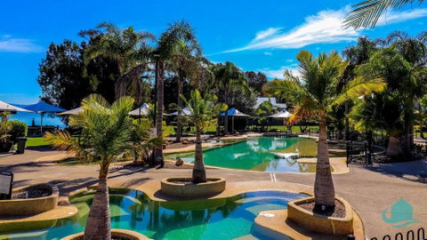 Plover Executive Deluxe Villa 25 - Northern Rivers Accommodation 1