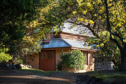 Poets Ode Featuring The Donkey Shed Theatre - Northern Rivers Accommodation 0