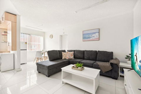 Polished 2-Bed Unit In The Heart Of Parramatta - Northern Rivers Accommodation 0