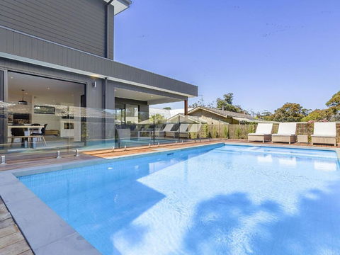 Pool And Spa - 300m Walk To Beach - Northern Rivers Accommodation 0