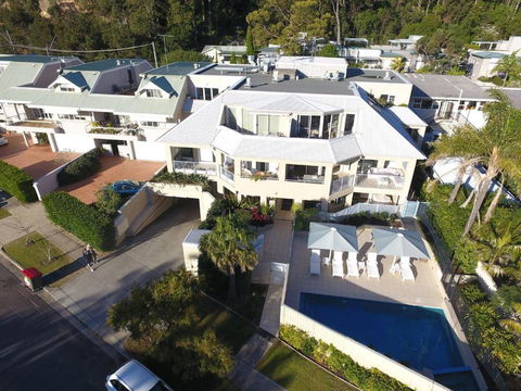 Poolside At Iluka Resort Apartments - Northern Rivers Accommodation 3