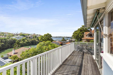 Poolside Stay - Close To Taronga Zoo & Luna Park - Northern Rivers Accommodation 0